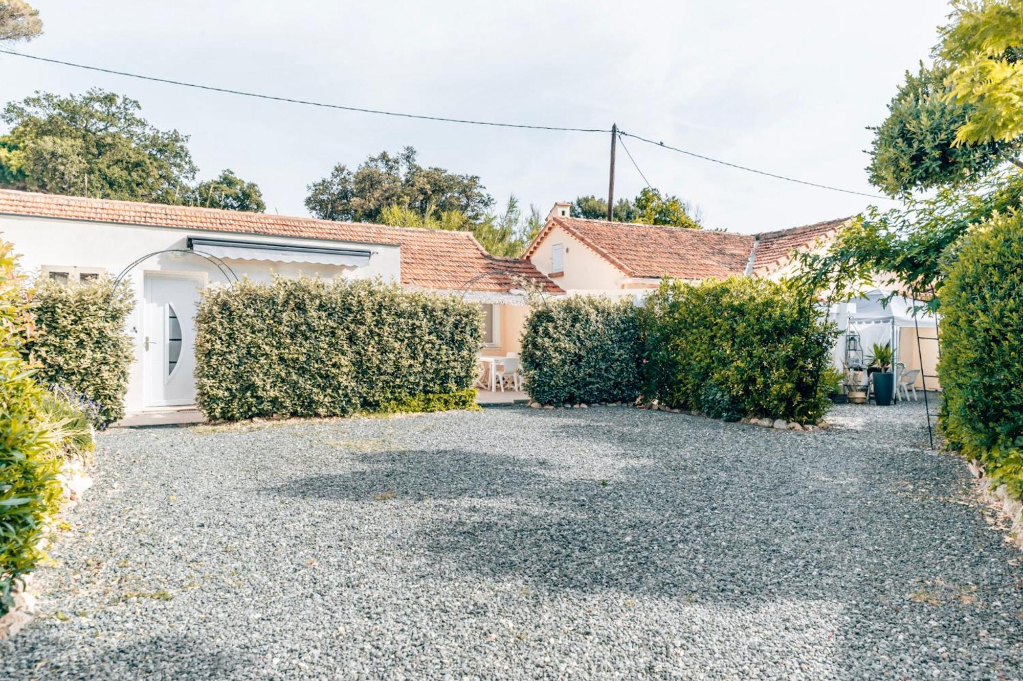 Reve D'Azur En Bord De Mer A La Nartelle Avec Piscine Dans La Residence, Terrasse, Bbq, 2 Chambres 2 Sdb Logement De 35M2 Draps Inclus Sainte-Maxime Bagian luar foto